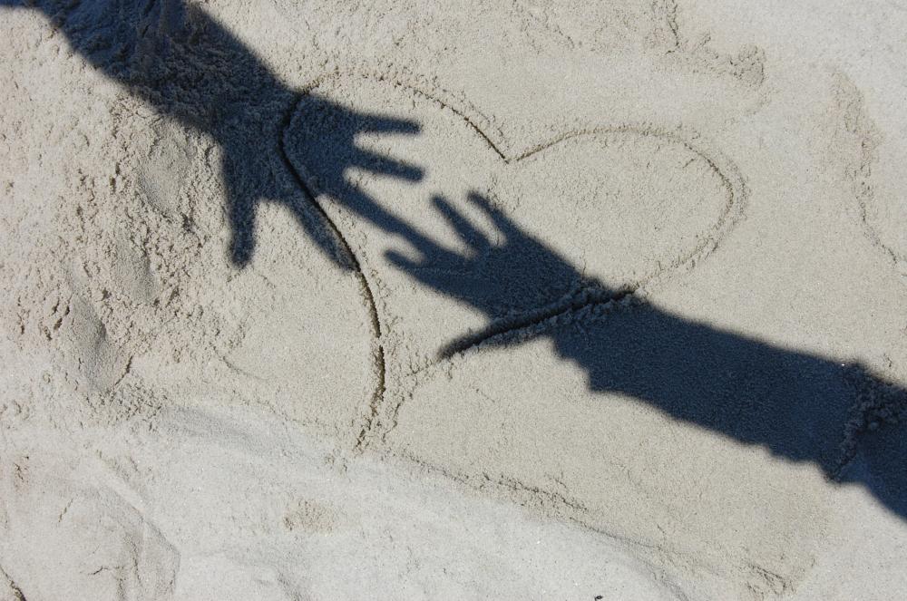 Receive with open hearts the love of God - Photo:bigstock.com