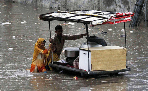 Image: Pakistan floods by IRIN Photos. Creative Commons licence.
