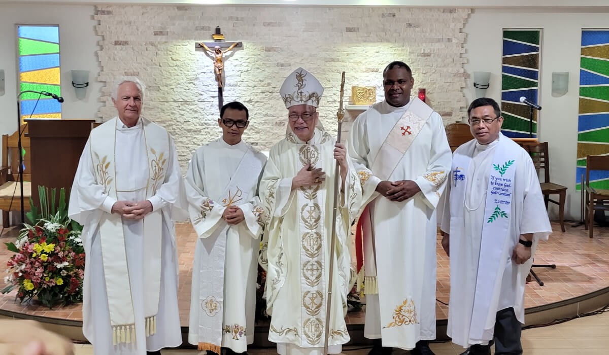 Iowane Naio and Francis Xavier with others at the diaconate ordination. Photo: St Columbans Mission Society.