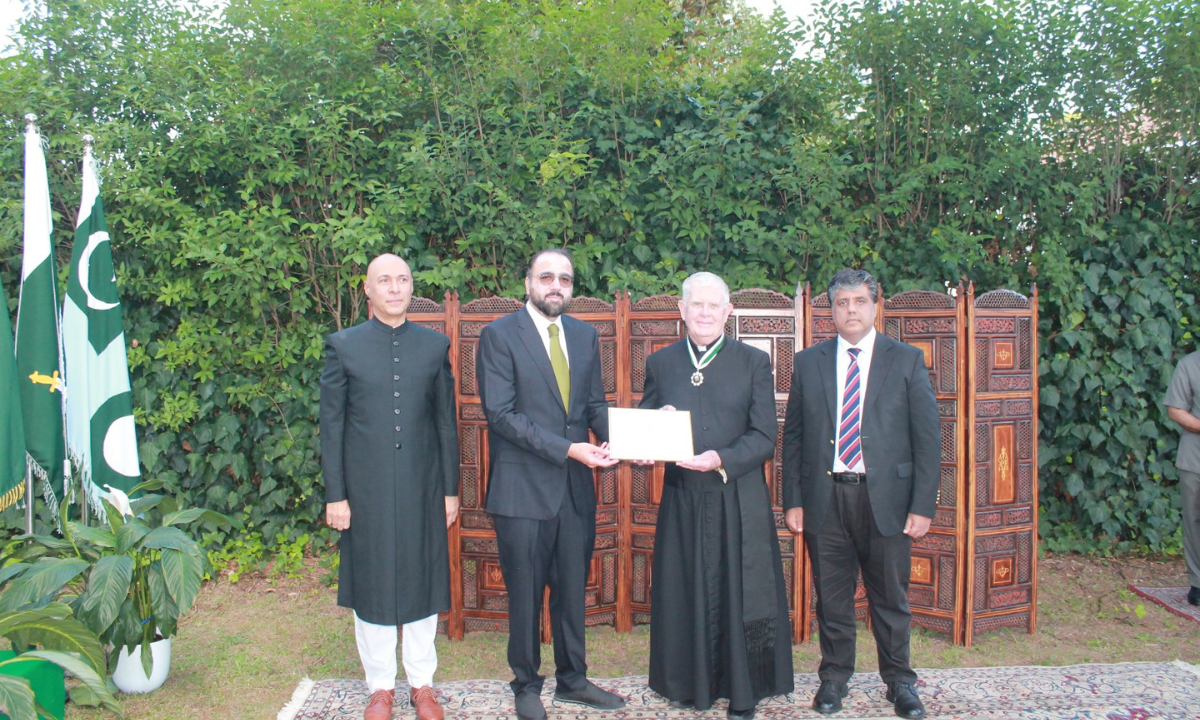 Fr Robert McCulloch is presented with the Extraordinary Achievement Award 2025 on 16 September 2025 - Photo: Fr Robert McCulloch