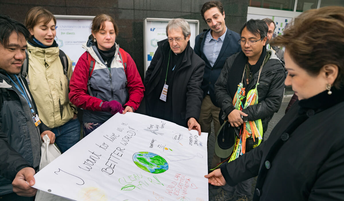 UNFCCC Executive Secretary Patricia Espinosa meets the group Climate Pilgrims