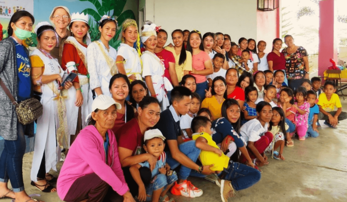 The Subanen crafters celebrate at their Christmas party. Photo: Fr Vincent Busch