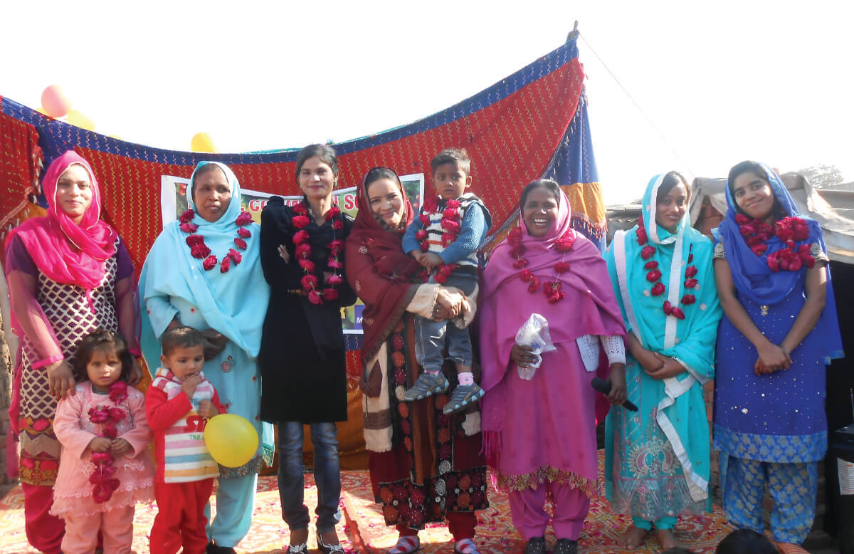 Pakistan women and children that Razia continues to educate. Photo: Fr Joe Joyce SSC