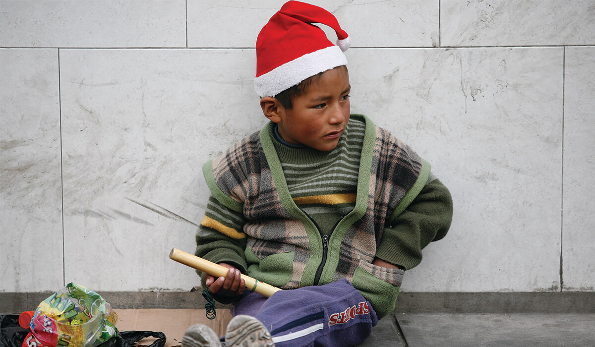 Photo: Alex Proimos from Sydney, Australia (https://commons.wikimedia.org/wiki/File:The_Little_Christmas_Piper_(8296550488).jpg), The Little Christmas Piper (8296550488), https://creativecommons.org/licenses/by/2.0/legalcode.