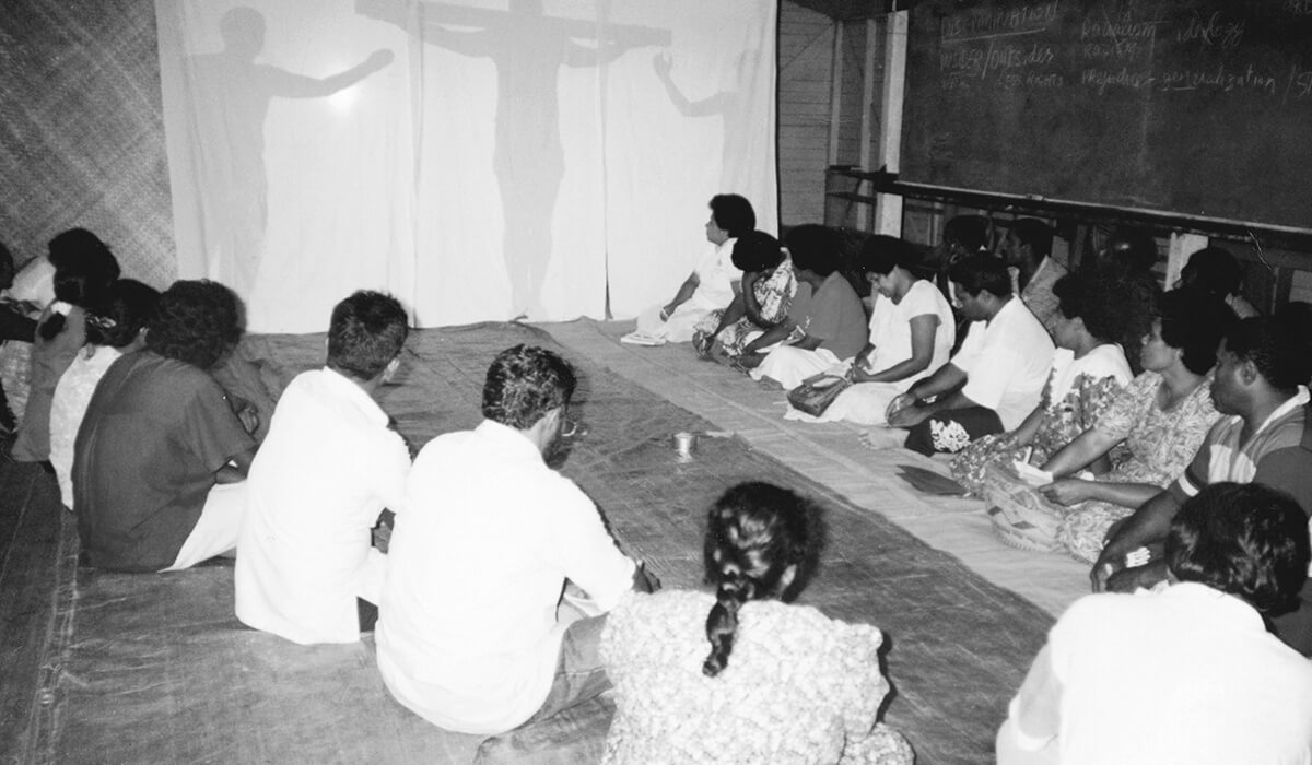 A shadow drama of the crucifixion, part of a reconciliation ritual in an intercultural encounter weekend at Ba in 1995 - Photo: Fr Frank Hoare