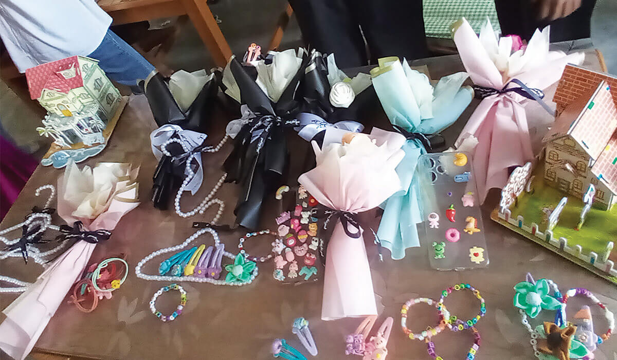 International Women's Day arts and crafts. Photo: Catharina Son Seon Young